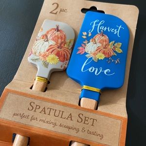 🆕🍁🎃 HARVEST LOVE Spatula Set -2pcs - Pumpkins Leaves Fall Kitchen - Metric